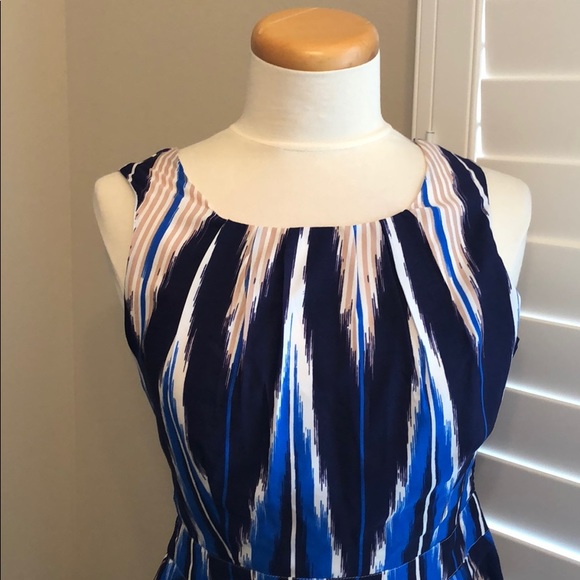 Banana Republic Dress Size 2 - Picture 2 of 3